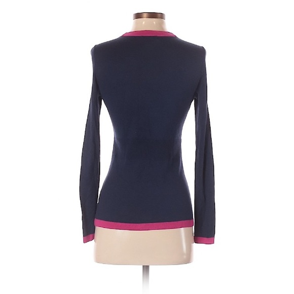 HOST PICK 🎉 EUC Cody V-Neck Cardigan Sweater - Picture 2 of 8